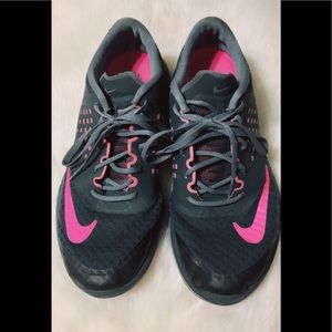 ❌SOLD❌ Nike tennis shoes 👟